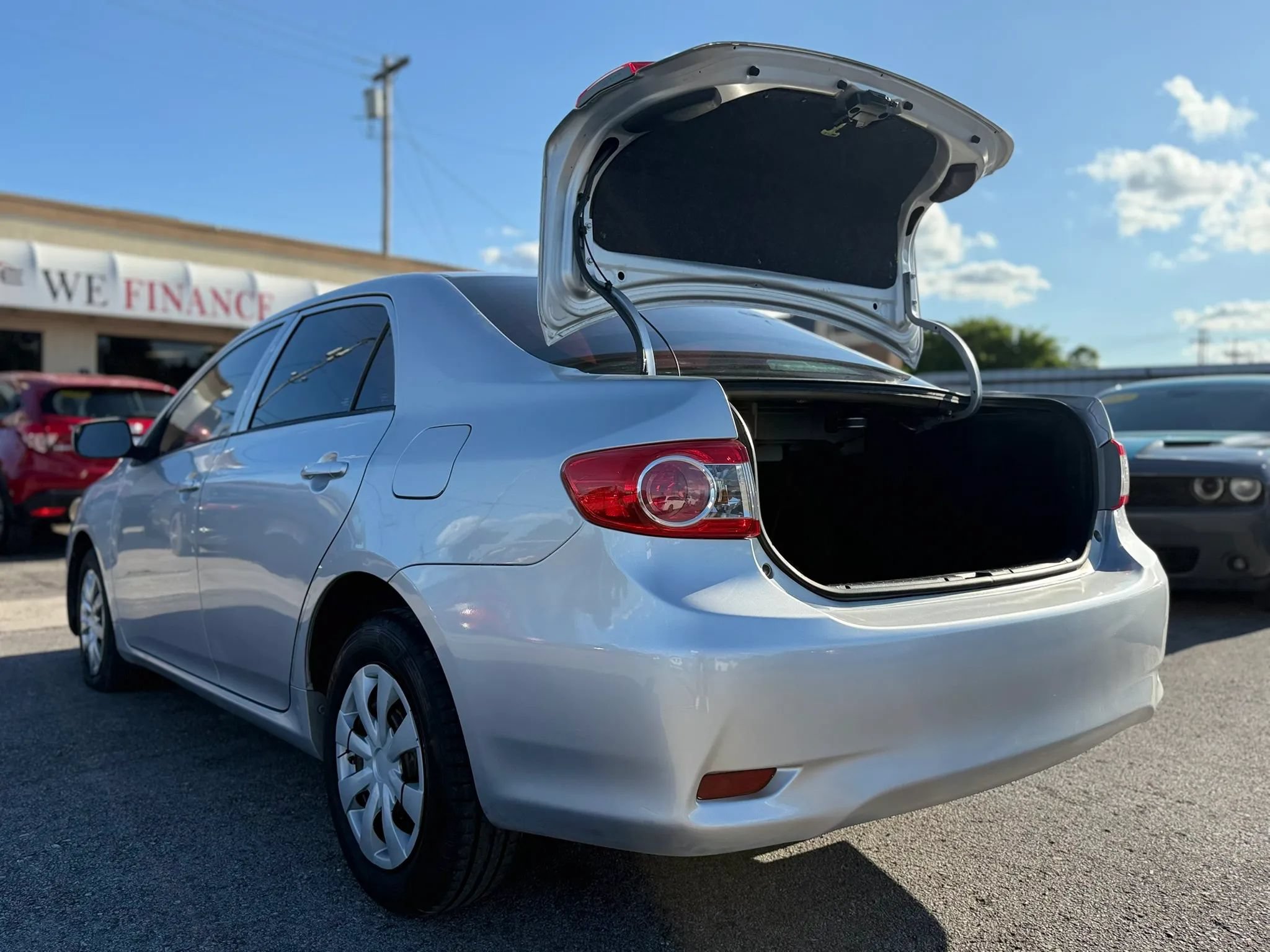 Used 2012 Toyota Corolla L FWD image 8