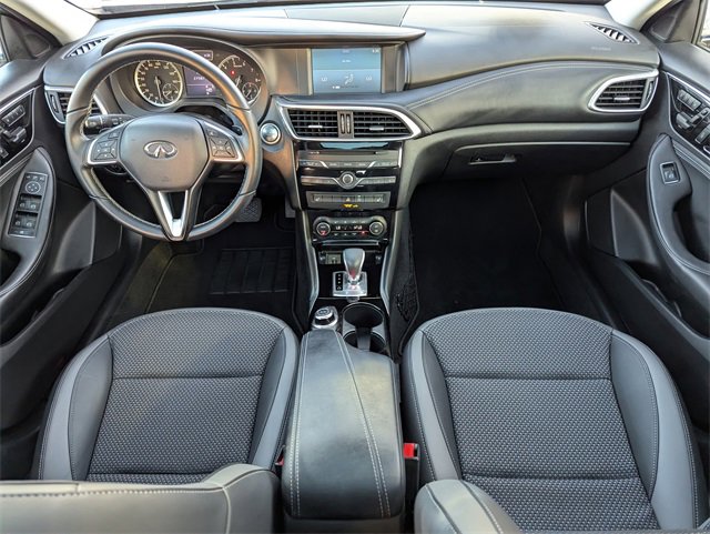 Used 2019 INFINITI QX30 image 14