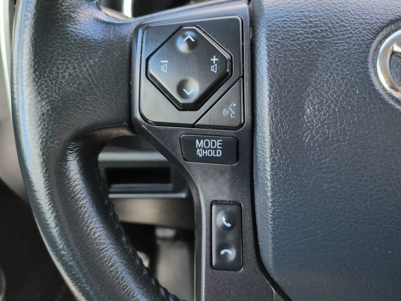 Used 2020 Toyota Sequoia TRD Pro AWD/4WD image 26