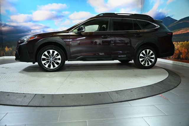 Used 2024 Subaru Outback Limited image 5