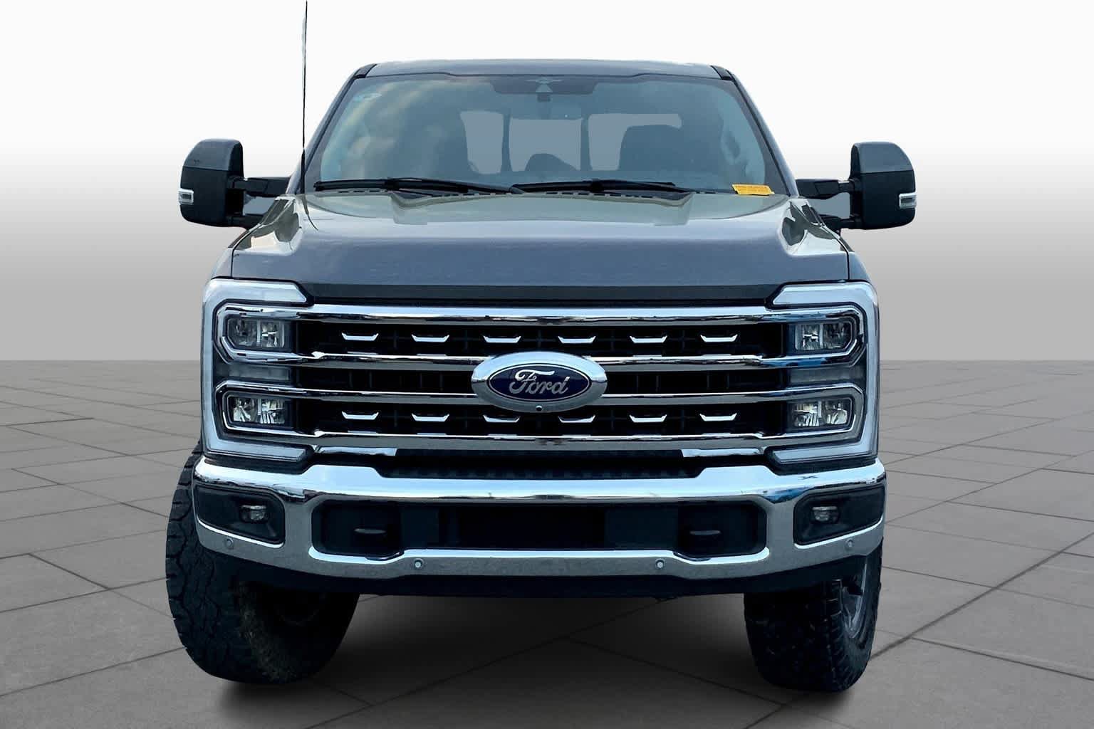 Used 2023 Ford F250 Lariat w/ Lariat Ultimate Package AWD/4WD image 4