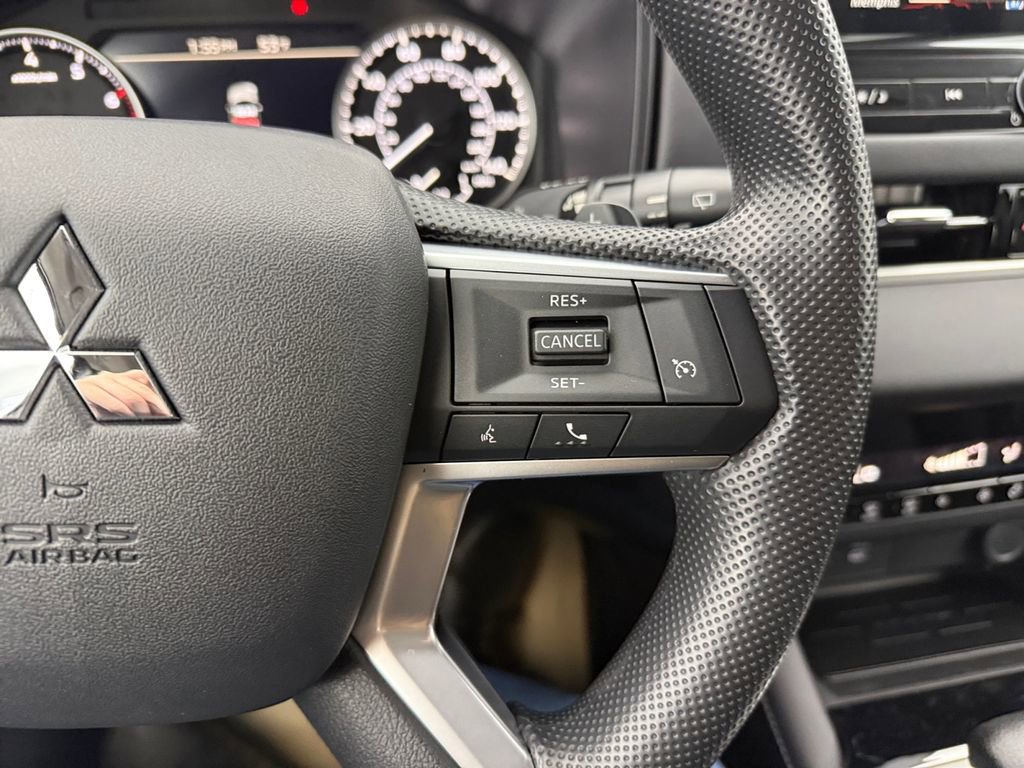 New 2026 Mitsubishi Outlander ES AWD/4WD image 34