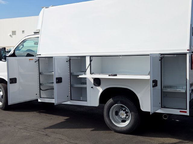 New 2025 Chevrolet Express 3500 w/ Power Convenience Package RWD image 12
