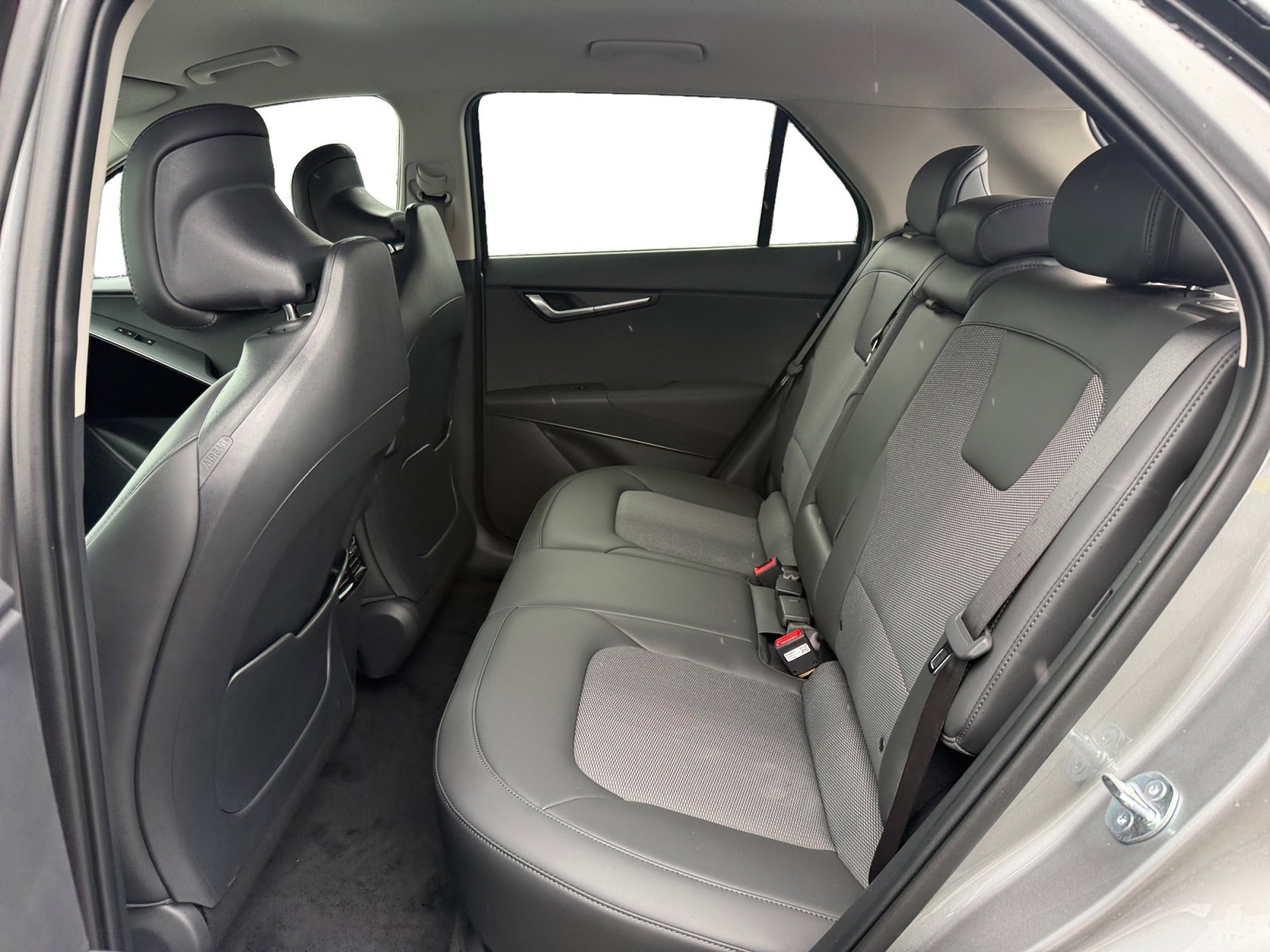 New 2026 Kia Niro Wind image 16