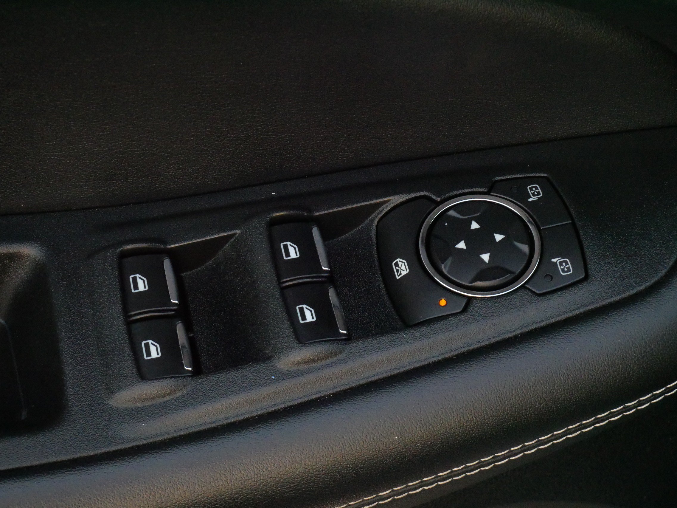 Used 2021 Ford Edge ST AWD/4WD image 19