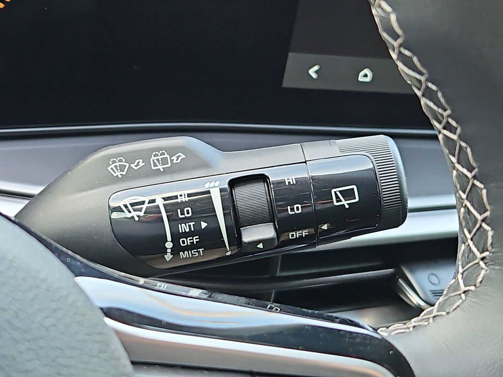 Certified 2025 Kia Sorento S FWD image 24
