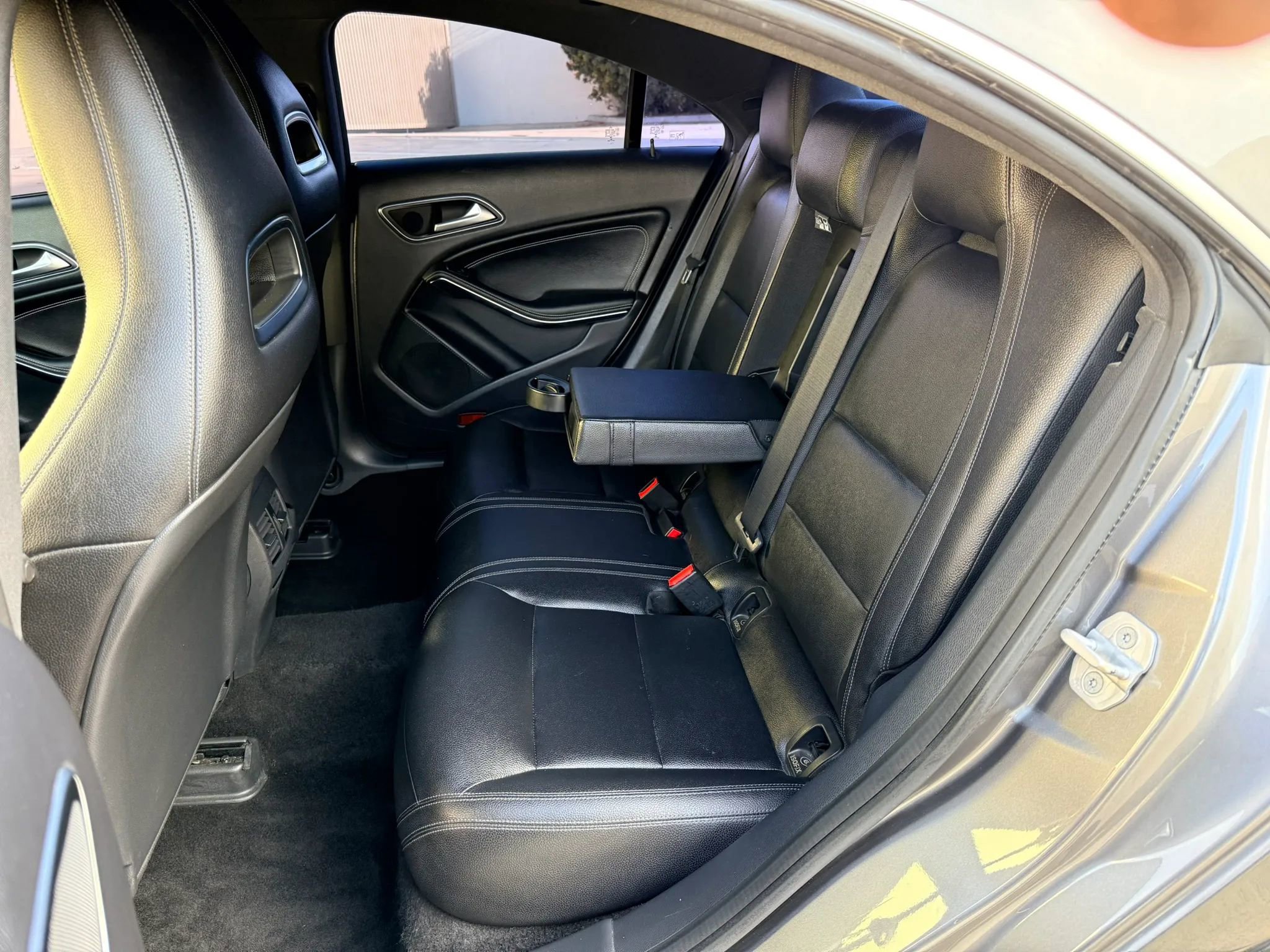 Used 2016 Mercedes-Benz CLA 250 image 13