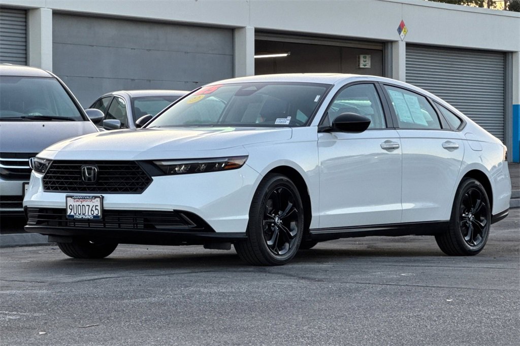 Certified 2025 Honda Accord SE image 7