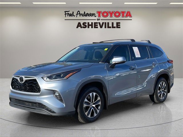 Used 2021 Toyota Highlander XLE