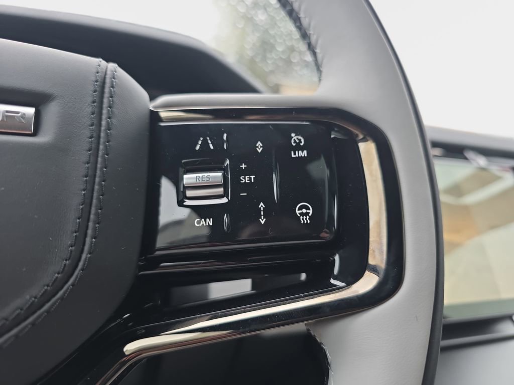 New 2026 Land Rover Range Rover Velar S AWD/4WD image 19