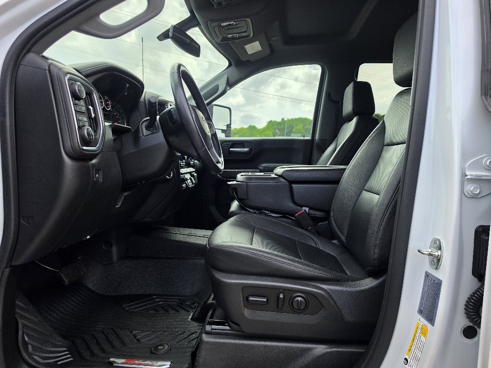 Used 2021 Chevrolet Silverado 2500 LTZ AWD/4WD image 4