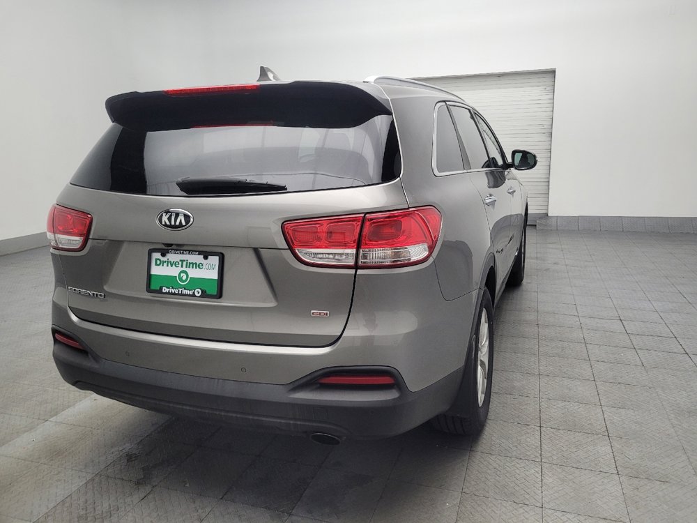 Used 2016 Kia Sorento LX w/ LX Convenience Package image 9