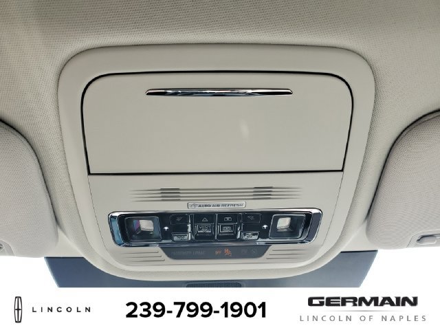 New 2026 Lincoln Aviator AWD image 32