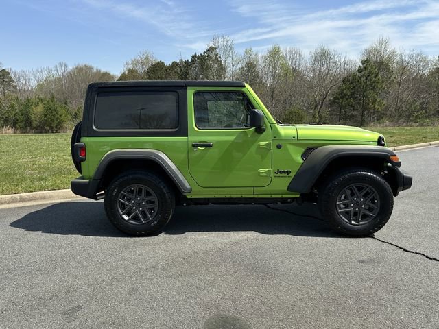 Used 2025 Jeep Wrangler Sport image 9