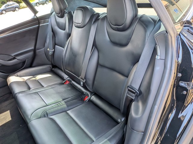 Used 2022 Tesla Model S Plaid image 17