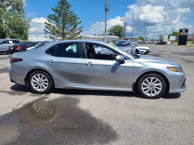 Used 2023 Toyota Camry LE AWD/4WD image 5