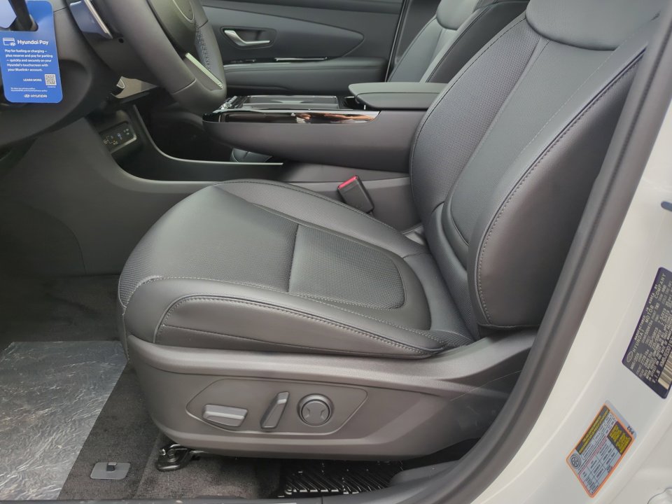 New 2026 Hyundai Tucson Limited AWD/4WD image 9