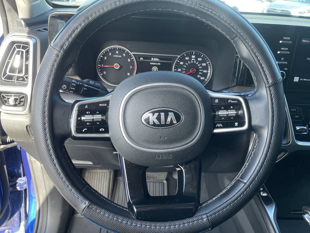 Used 2021 Kia Sorento EX w/ Panoramic Sunroof Package FWD image 15