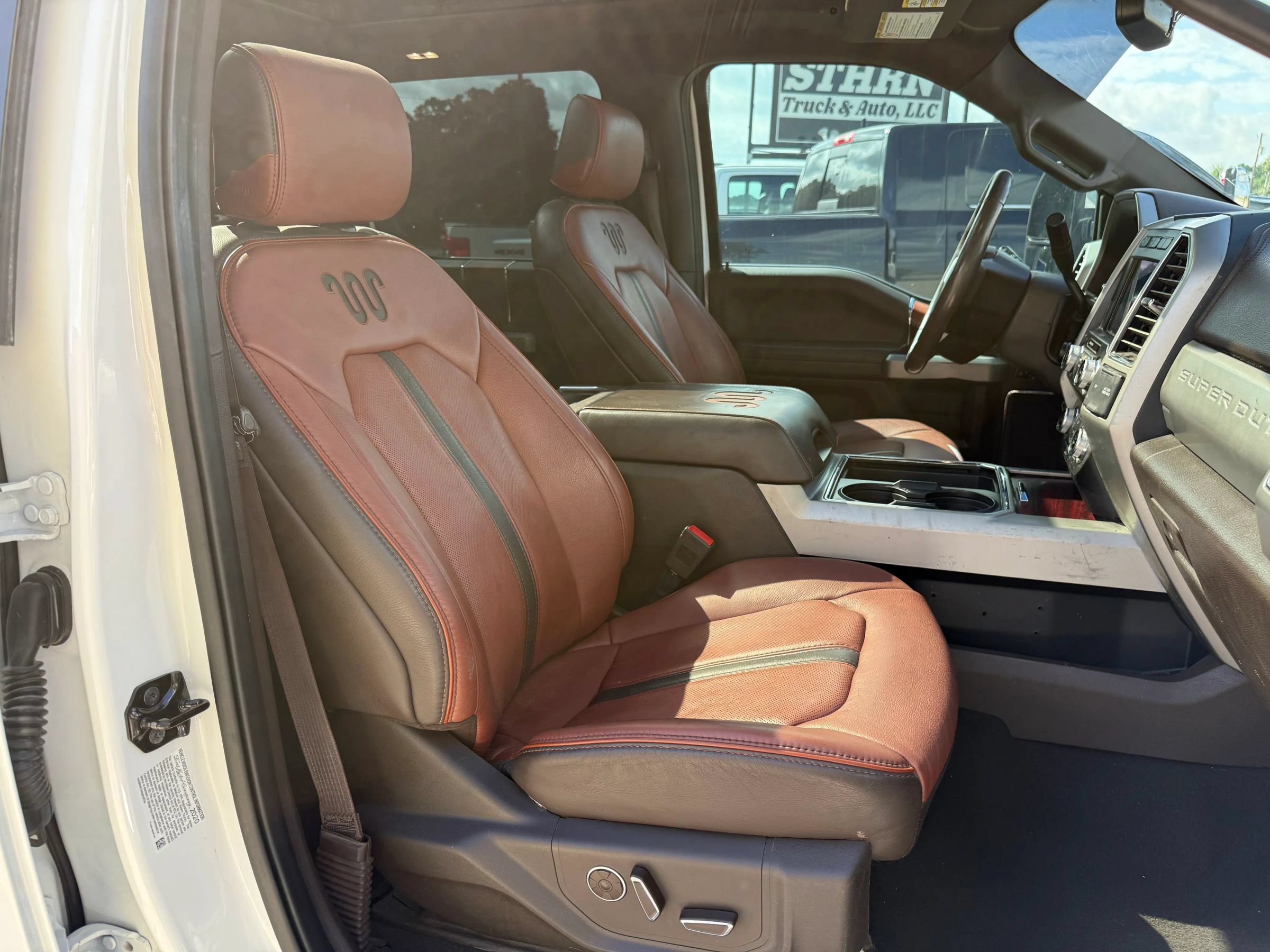 Used 2020 Ford F450 King Ranch w/ King Ranch Ultimate Package AWD/4WD image 13