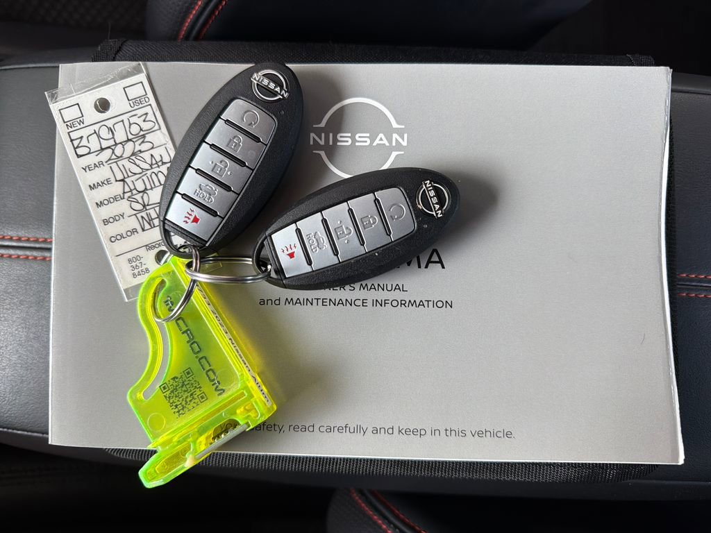 Used 2023 Nissan Altima 2.5 SR FWD image 33