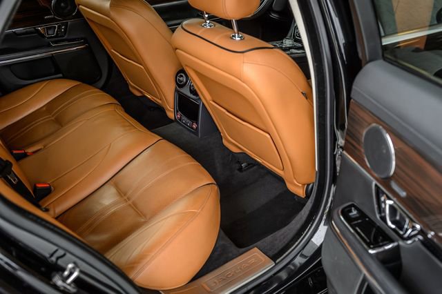 Used 2017 Jaguar XJ R-Sport image 45