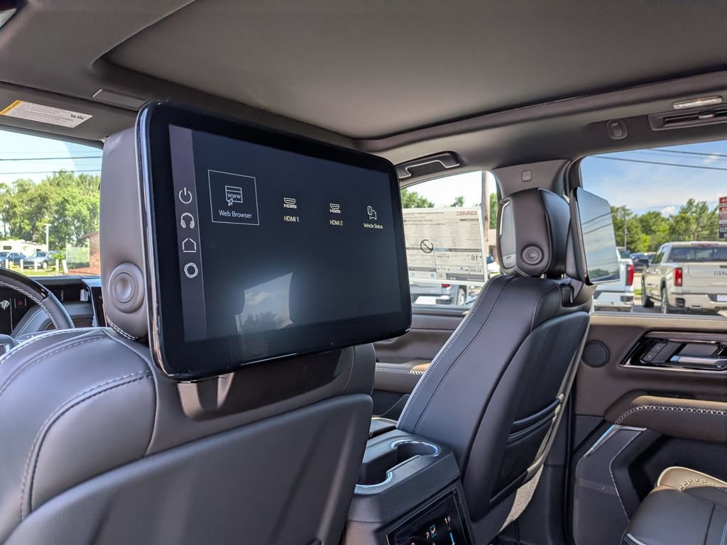 New 2026 GMC Yukon Denali Ultimate AWD/4WD image 24