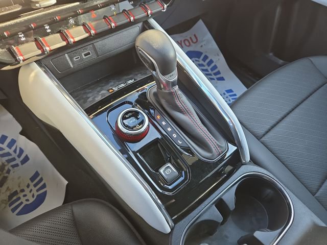 Used 2024 GMC Canyon AT4X image 23