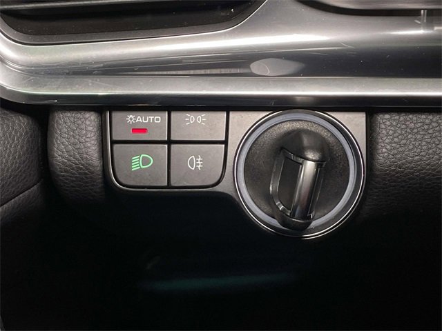 Used 2023 Porsche Panamera 4 Platinum Edition image 39