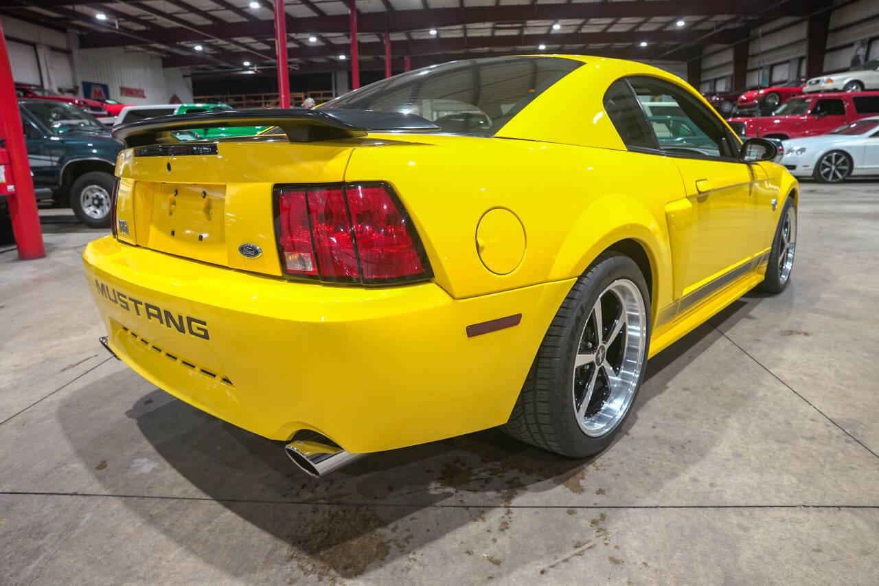 Used 2004 Ford Mustang Mach 1 RWD image 8