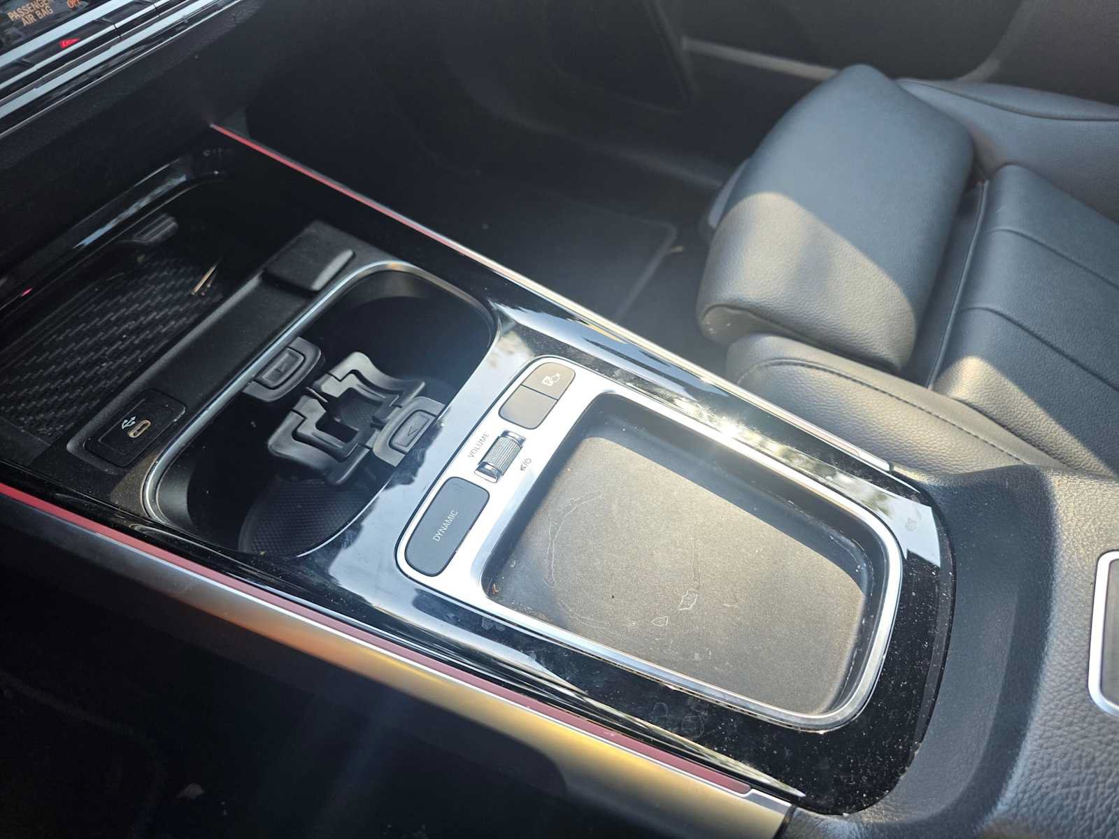 Used 2024 Mercedes-Benz EQB 300 4MATIC image 30