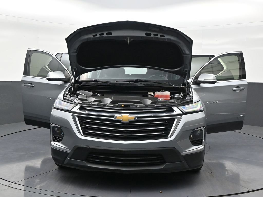 Used 2023 Chevrolet Traverse LT FWD image 34