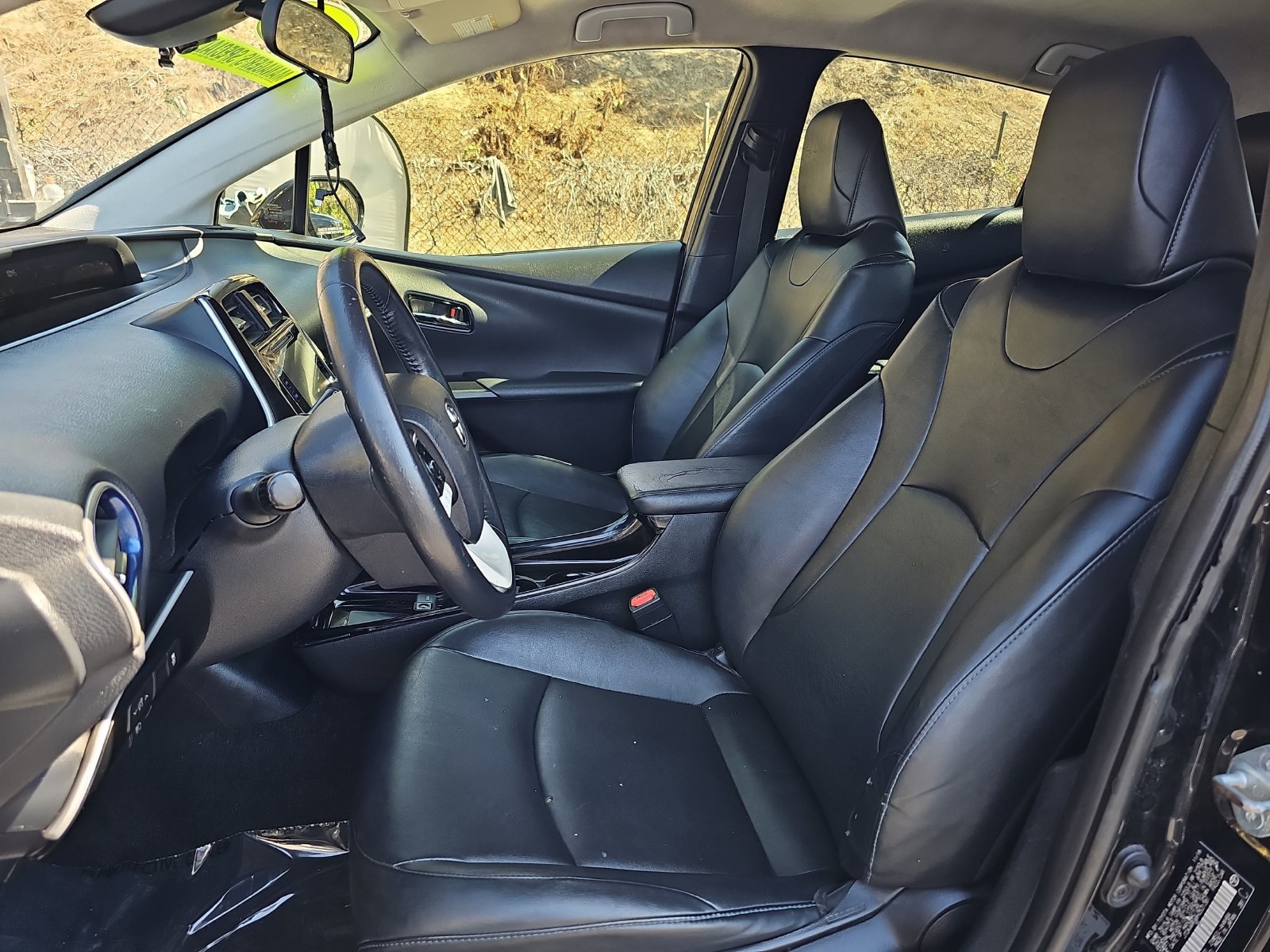 Used 2017 Toyota Prius Three Touring w/ Carpet Mat Package FWD image 14
