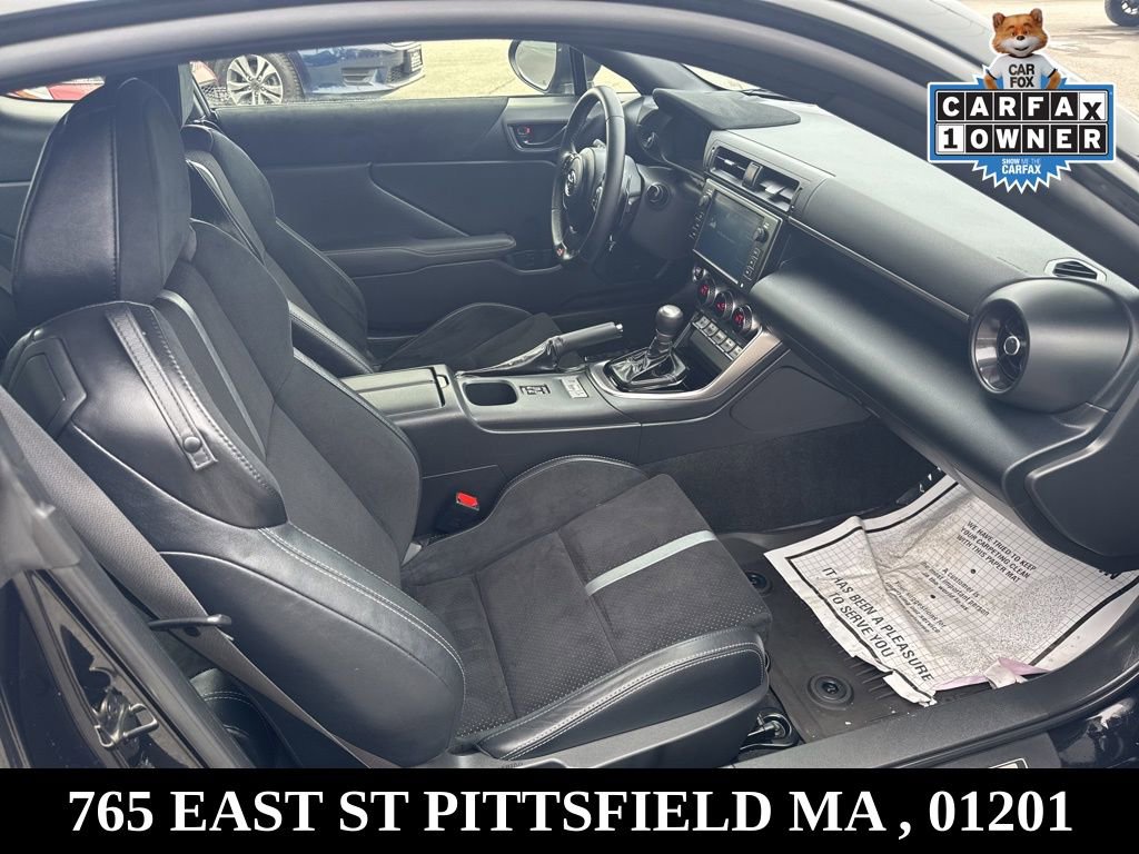 Used 2023 Toyota GR86 Premium w/ ALL Weather Mat Package (TMS) image 16