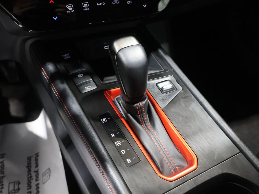 Used 2025 Nissan Kicks SR image 32