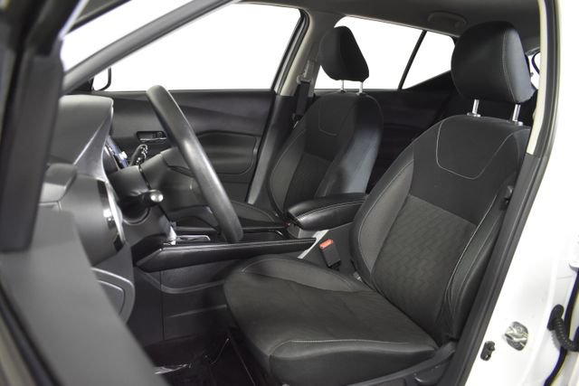Used 2024 Nissan Kicks SV FWD image 9