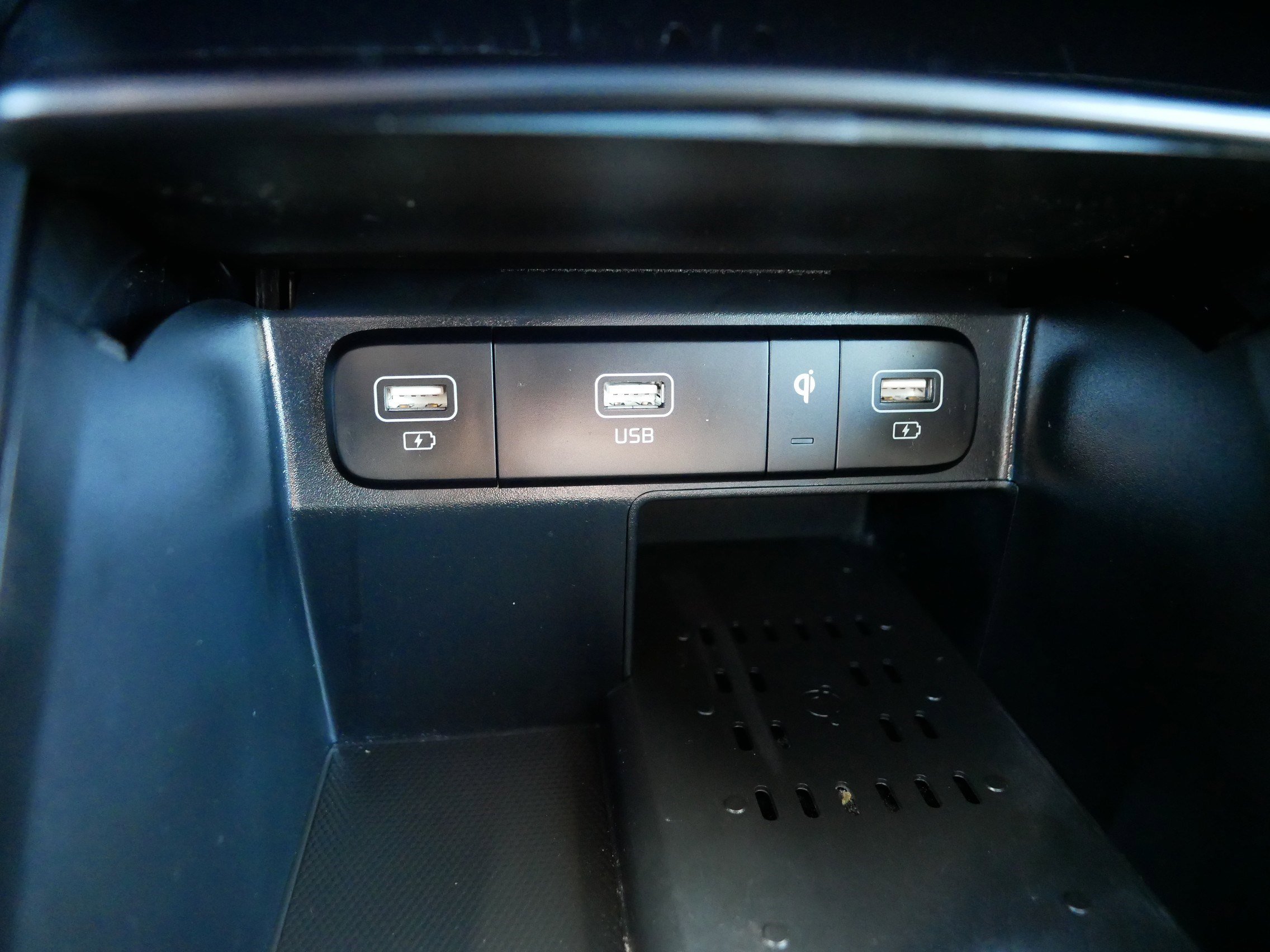 Certified 2022 Kia Sorento X-Line EX image 33