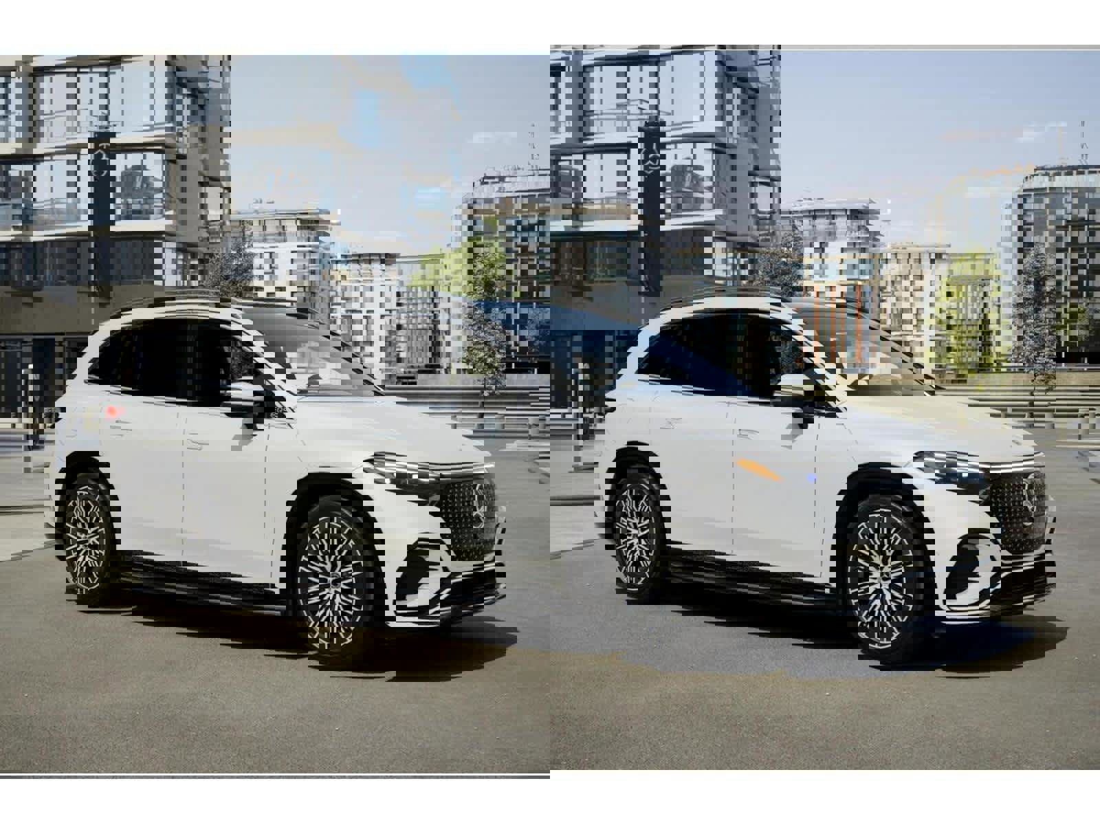 New 2026 Mercedes-Benz EQS 400 4MATIC SUV image 12