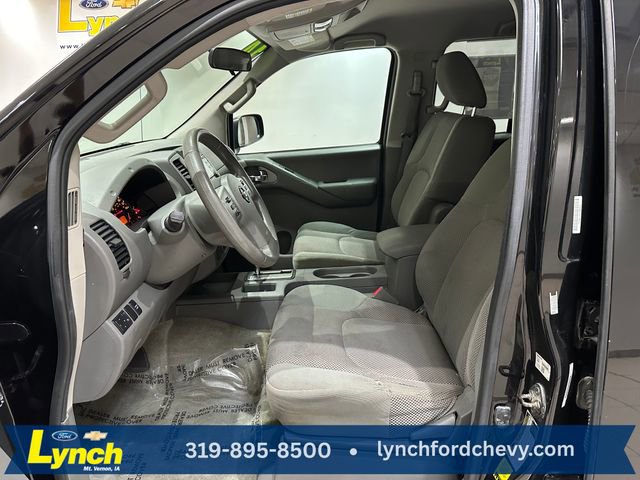 Used 2014 Nissan Frontier SV image 4