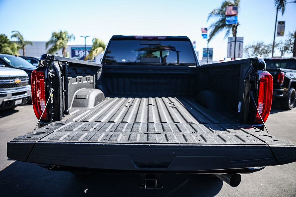 Used 2021 GMC Sierra 2500 Denali w/ Denali Black Diamond Edition image 39