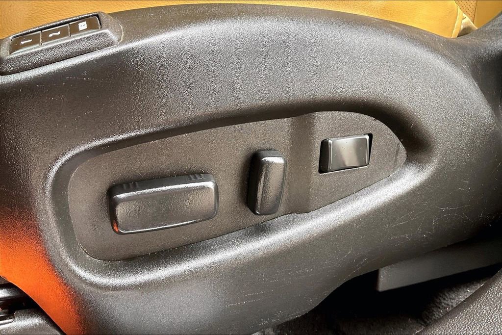 Used 2016 Cadillac SRX Luxury FWD image 26