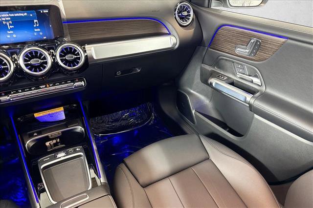 New 2026 Mercedes-Benz GLB 250 image 21