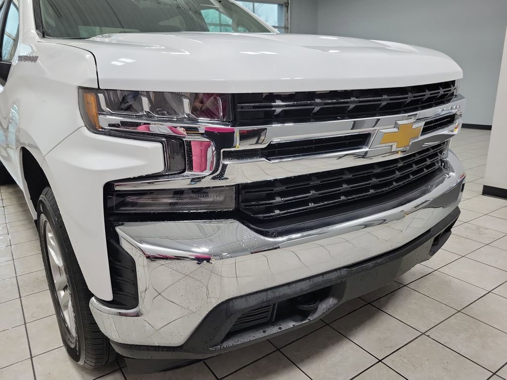 Used 2022 Chevrolet Silverado 1500 LT AWD/4WD image 26
