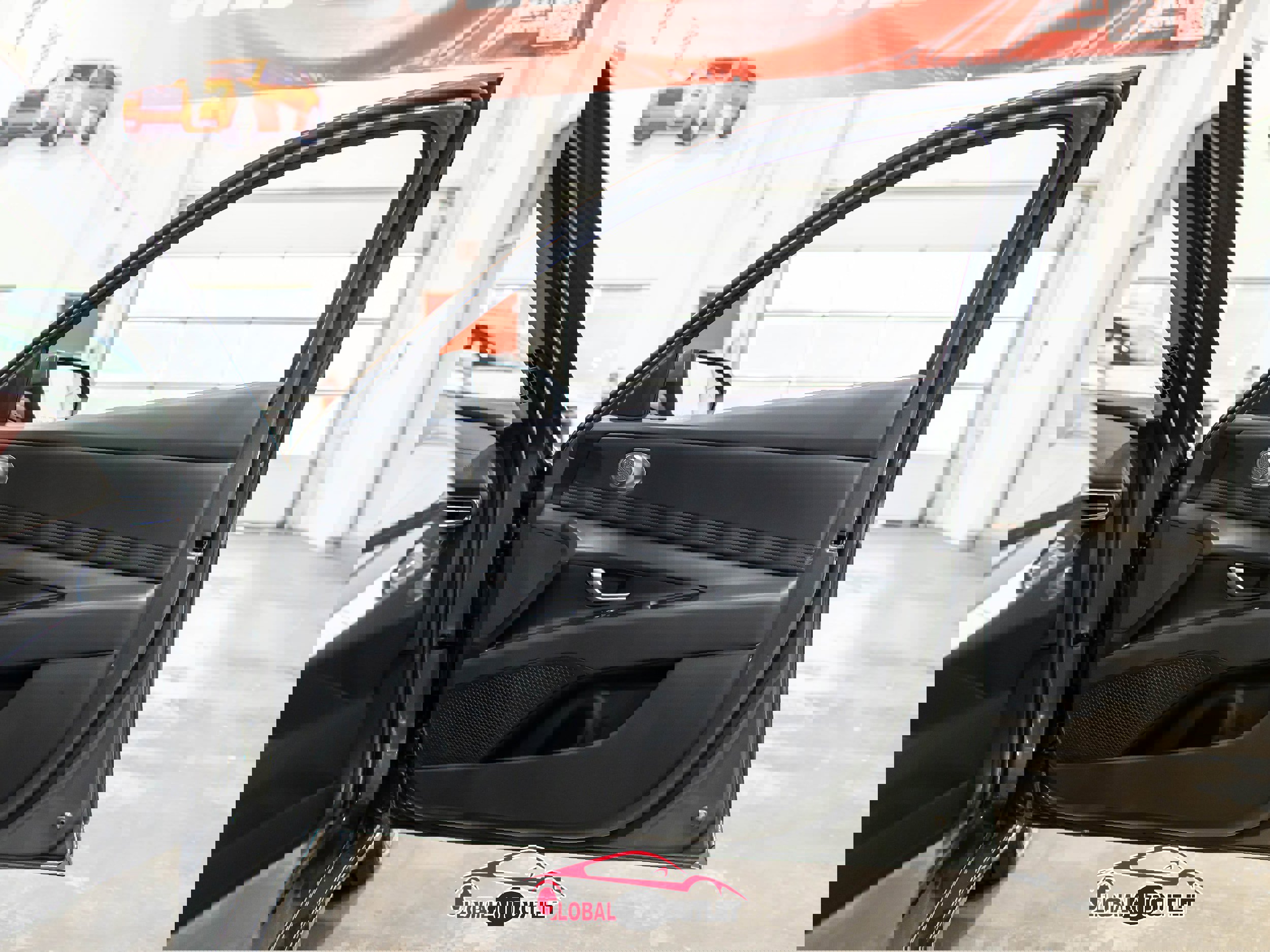 Used 2025 Hyundai Elantra SEL image 39