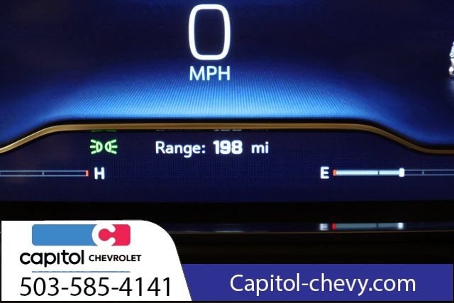 Used 2024 Chevrolet Suburban LT w/ Luxury Package AWD/4WD image 18
