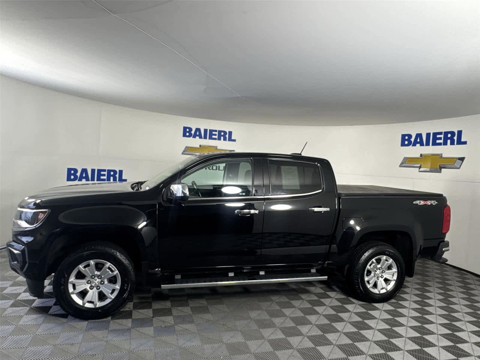 Used 2022 Chevrolet Colorado LT w/ LT Convenience Package image 2