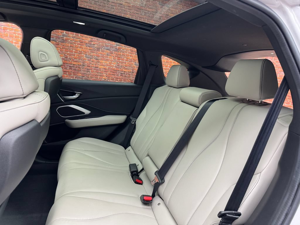 Used 2025 Acura RDX SH-AWD image 27