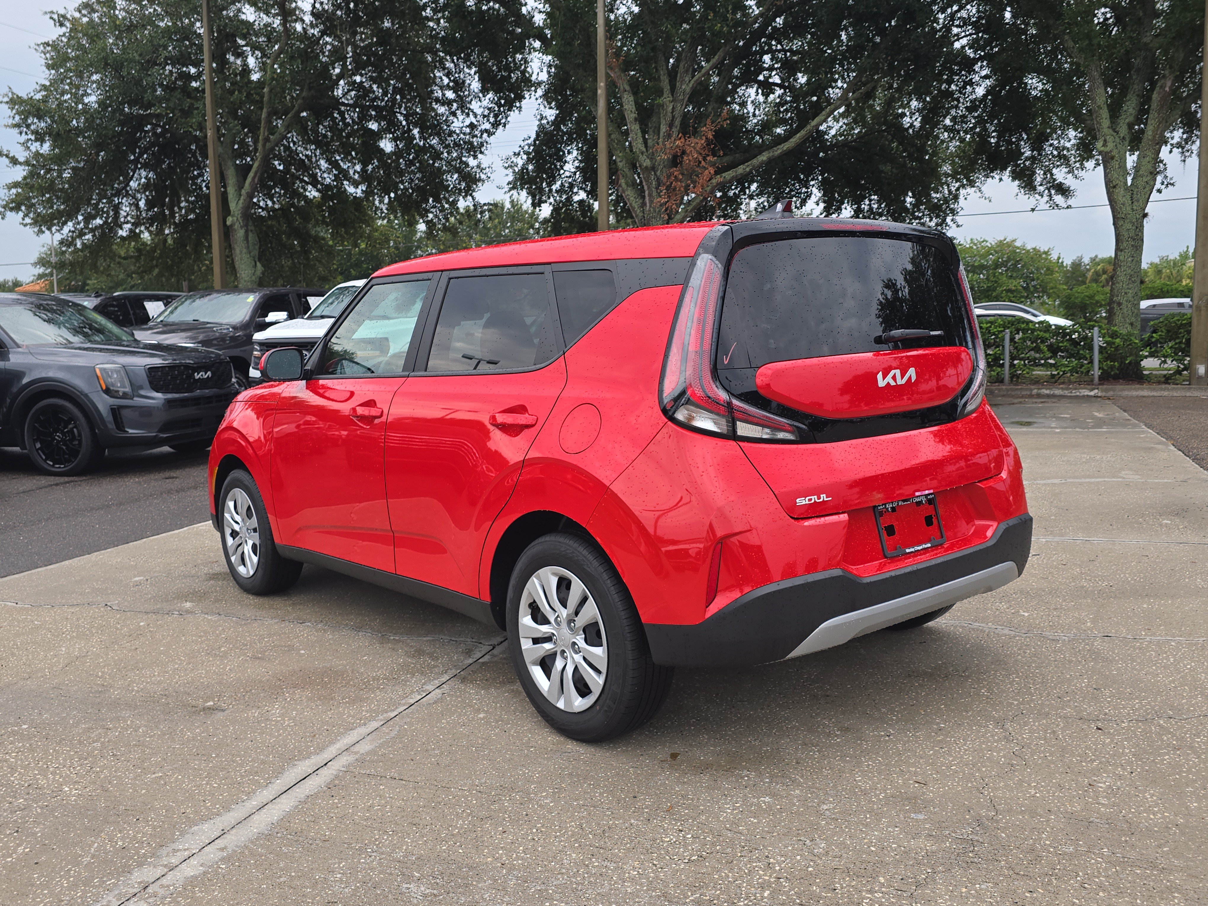Certified 2025 Kia Soul LX FWD image 6