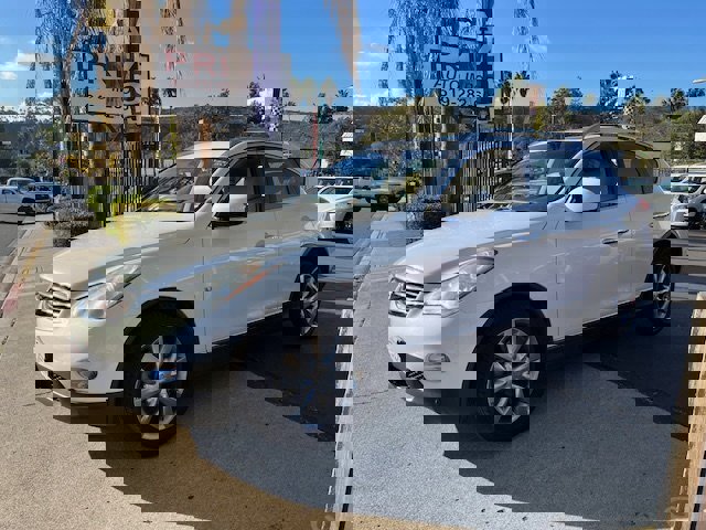 Used 2014 INFINITI QX50 Journey w/ Premium Package image 3