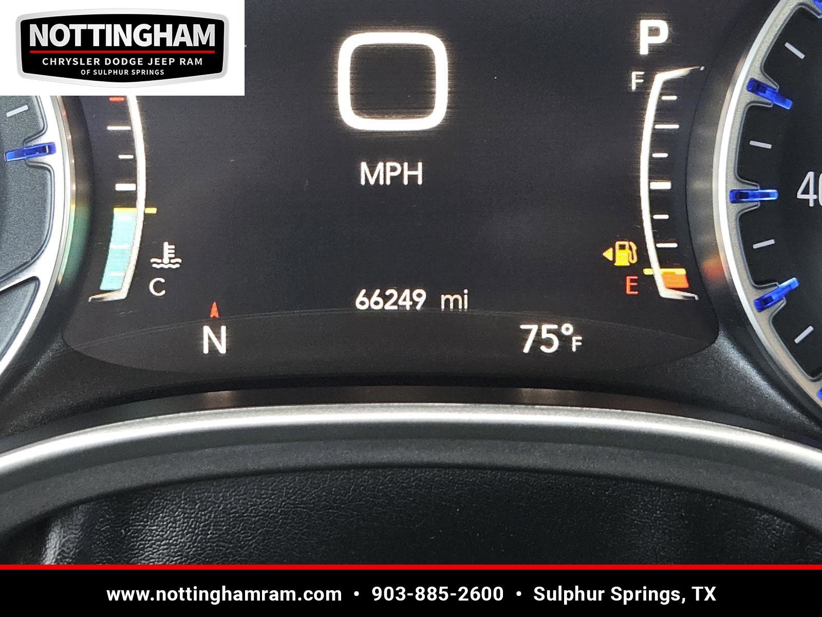 Used 2022 Chrysler Pacifica Touring-L image 21