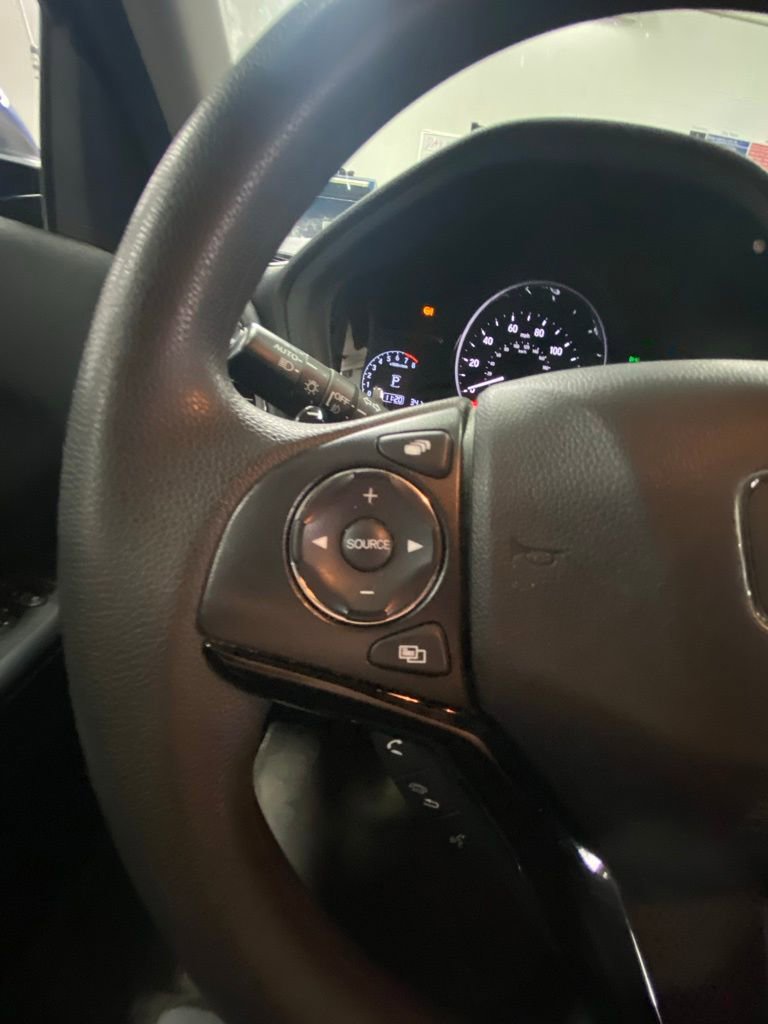 Used 2021 Honda HR-V EX image 16